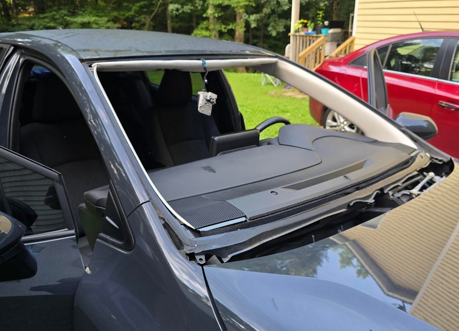 Windshield Replacement by J&M Autoglass in North Georgia