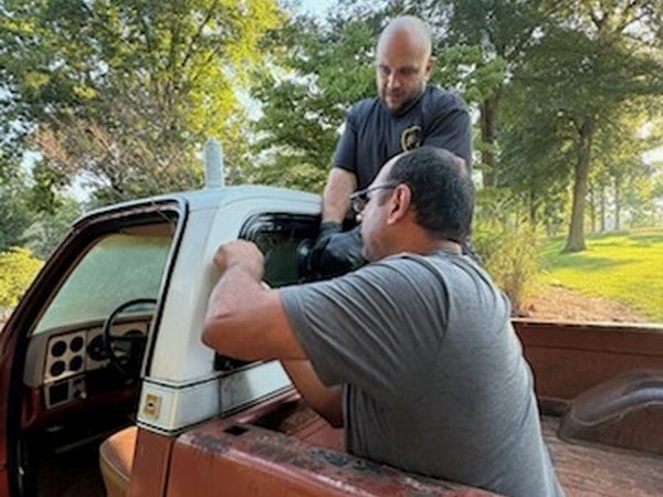 Auto glass job completed by J&M Autoglass — example 13